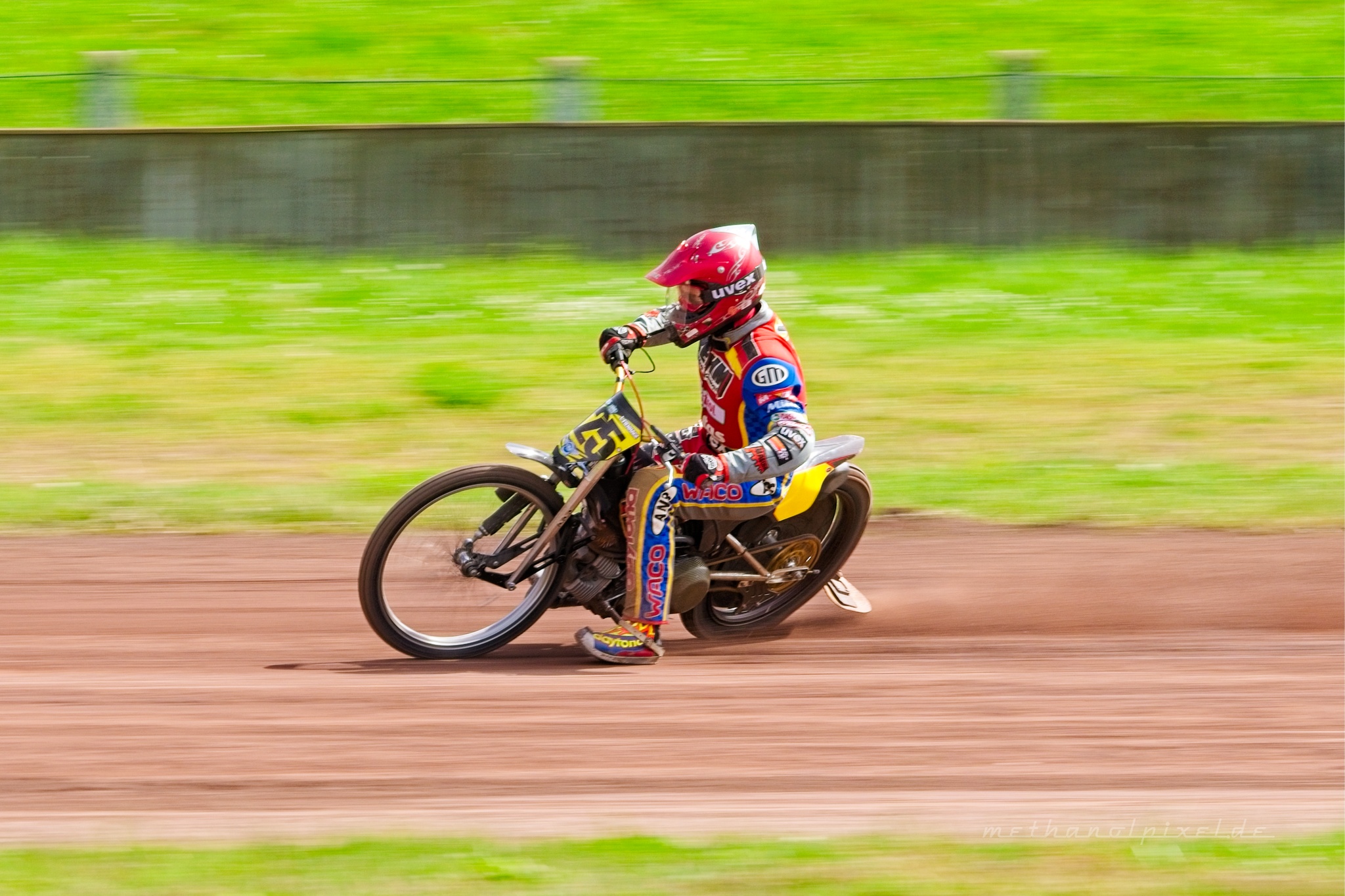 ILCE 7M4   A7405130 2048